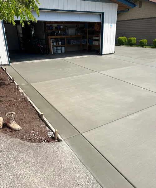 Broom Finish Driveway And City Sidewalk Replacement in Enumclaw 